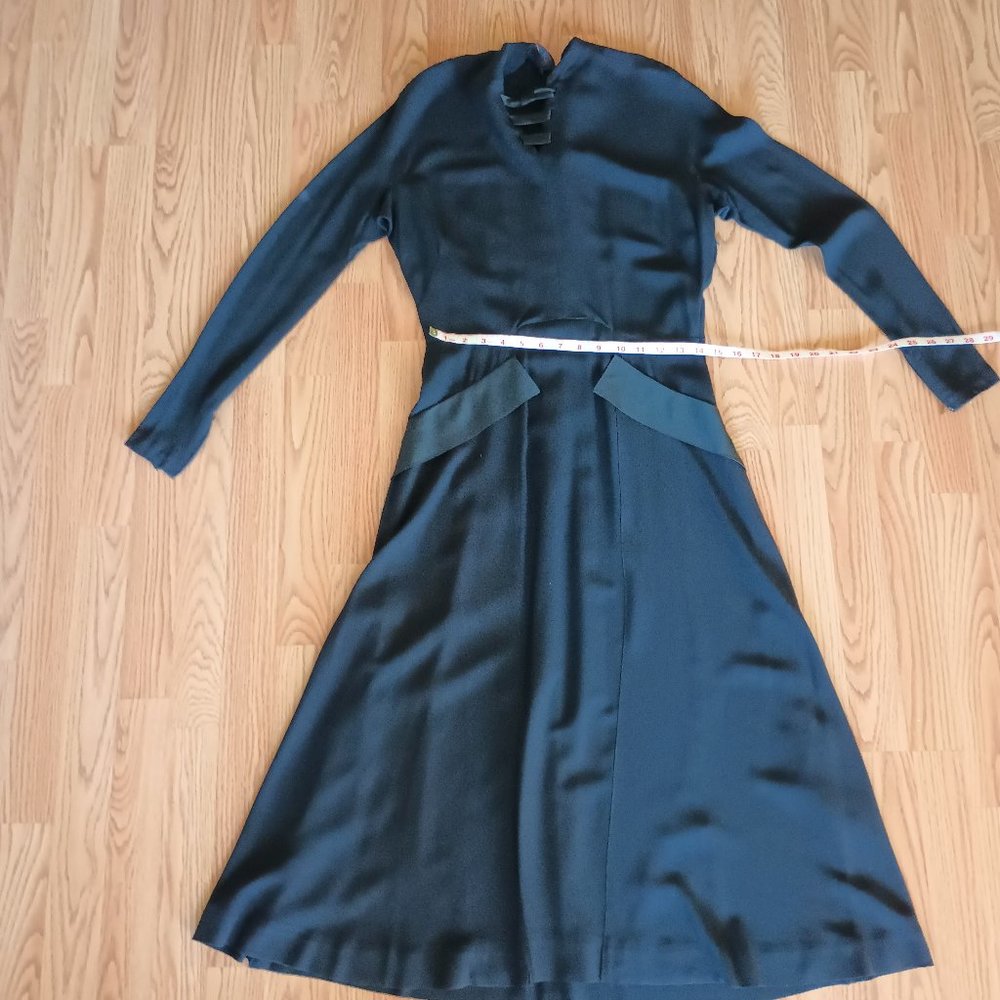 Bonwit Teller - Philadelphia - Vintage 40's Black Dress
